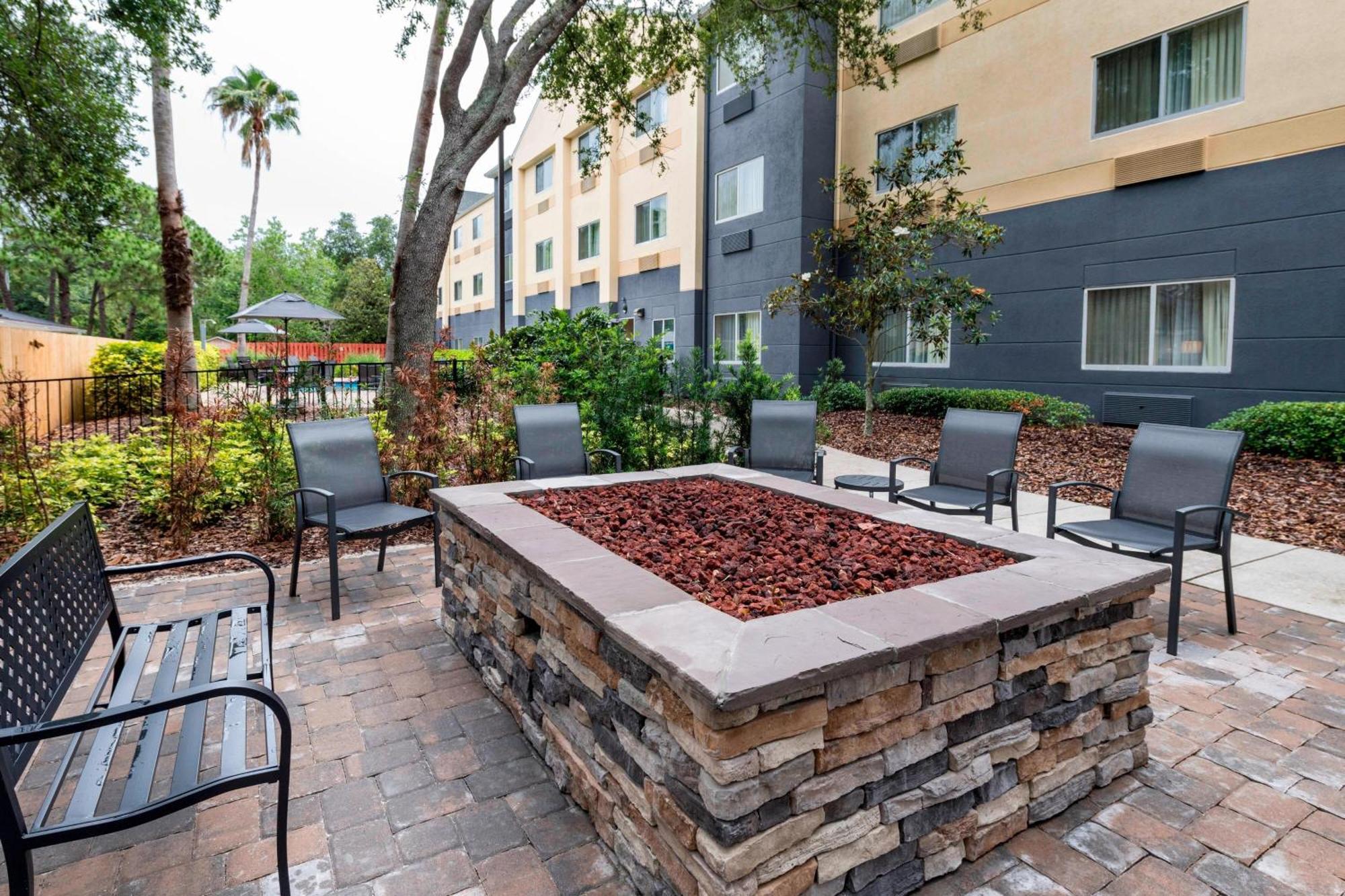Fairfield Inn And Suites St Petersburg Clearwater Pinellas Park Exterior foto